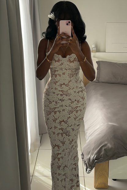 Carla Lace Maxi