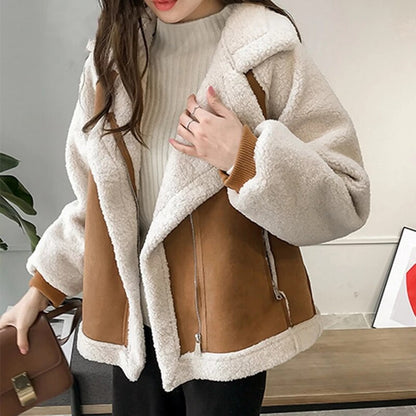 Fleece-Lined Women's Jacket for Comfort and Warmth