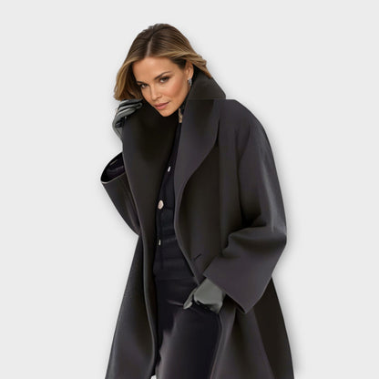 Erin – Oversized Hooded Coat